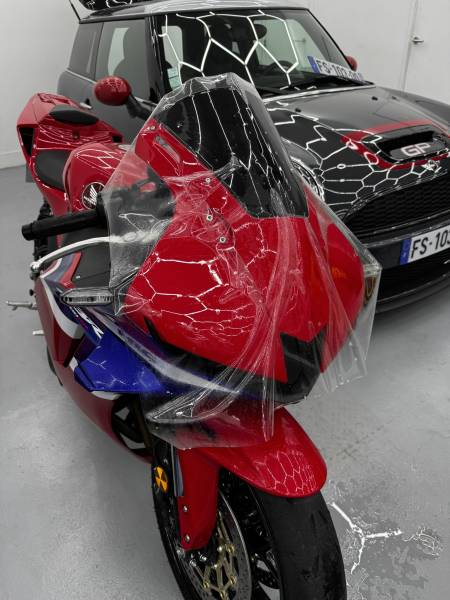 Protection carosserie Xpel Honda CBR 600 RR près de Versailles dans les Yvelines